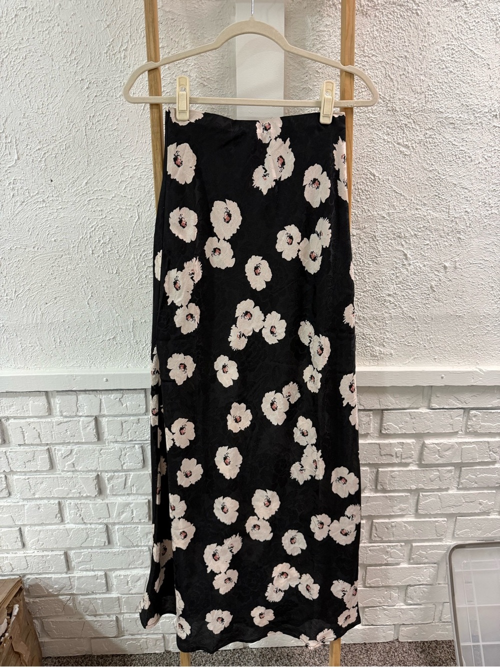 Promesa Black Floral Maxi Skirt with Cream Blossoms